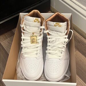 Nike Men's White and Gold High-Top Sneakers